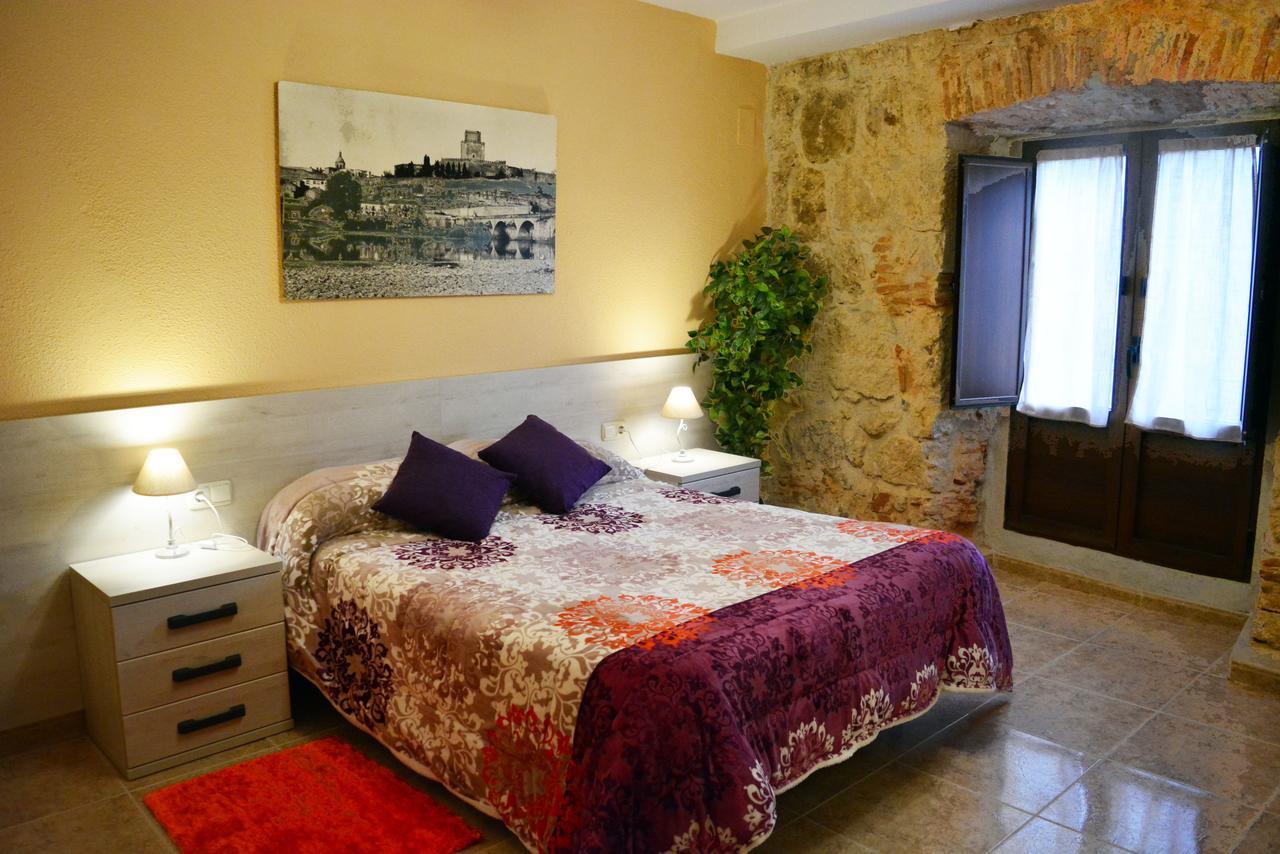Apartamento Palacio Antigua Audiencia Ciudad Rodrigo Luaran gambar